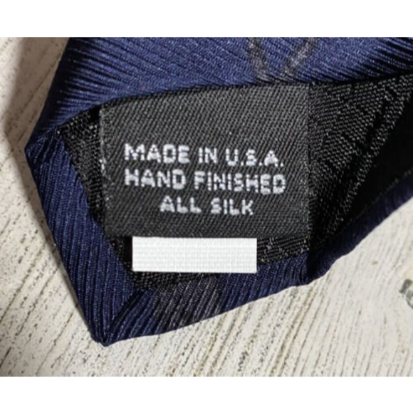 Vintage Golf Magazine Golf Print Neck Tie 100% Silk USA Made Golf Bag Club EUC - Picture 7 of 8